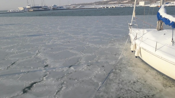 В Болгарии впервые за 60 лет замерзло море